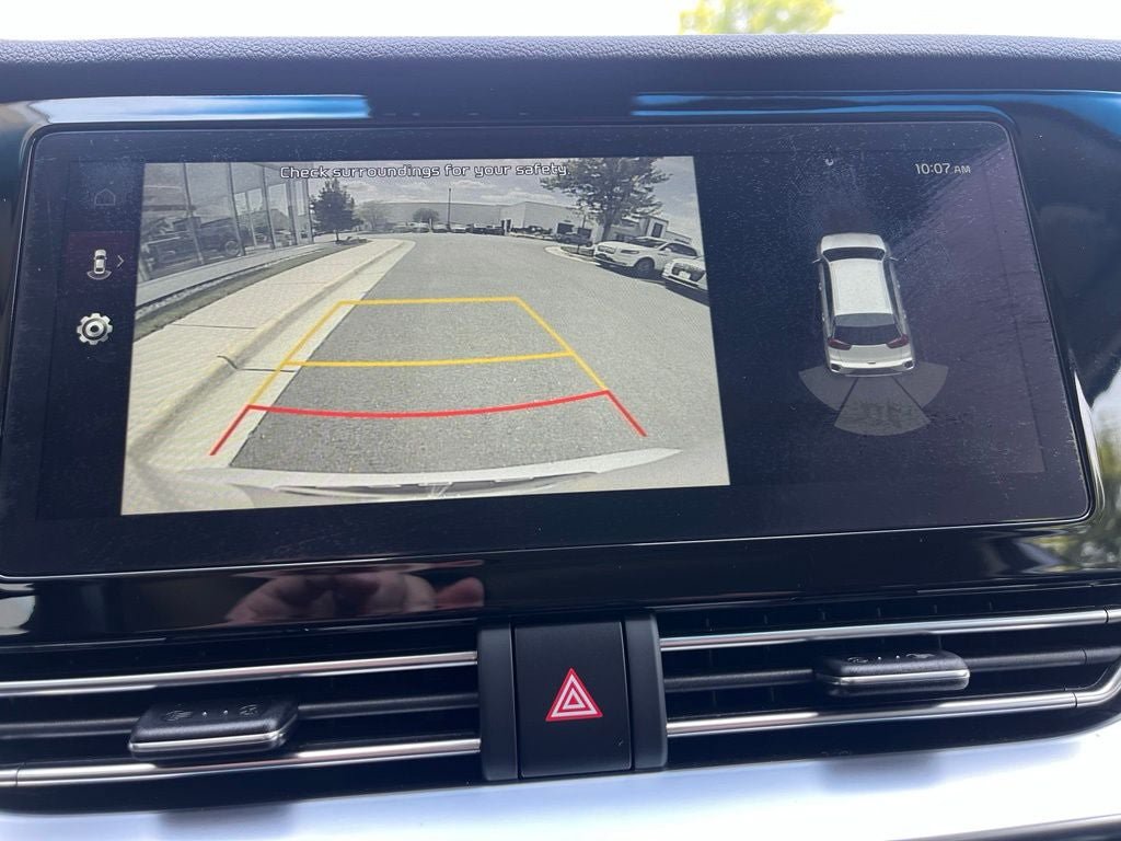 Used 2020 Kia Niro EX Premium FWD image 29