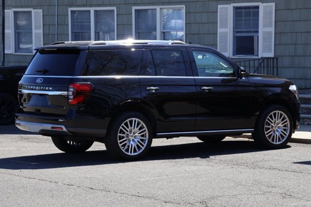 Certified 2023 Ford Expedition Limited AWD/4WD image 3