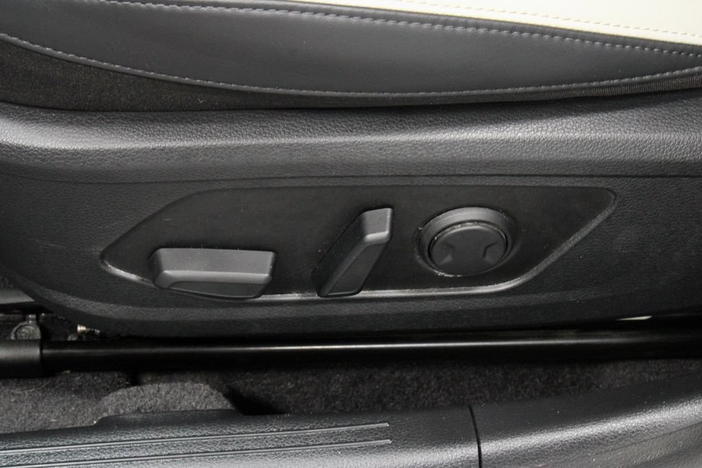 Used 2025 Kia K5 GT-Line w/ GT-Line Premium Package AWD/4WD image 25