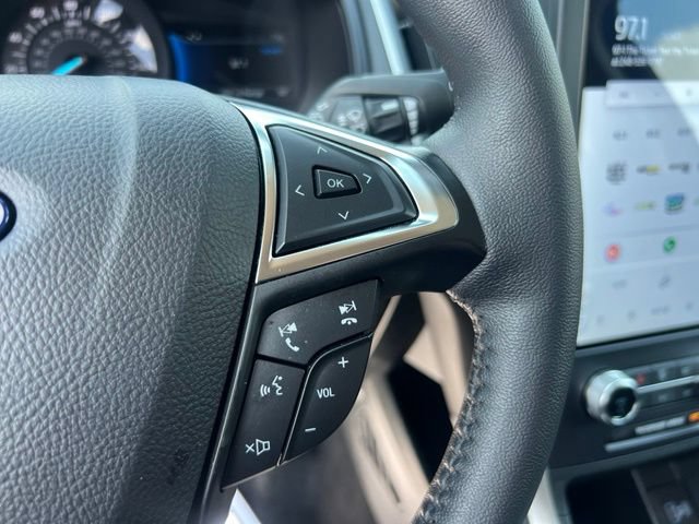Certified 2024 Ford Edge SEL w/ Convenience Package AWD/4WD image 9