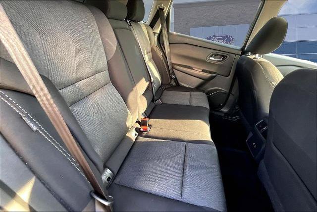 Used 2025 Nissan Rogue SV FWD image 24