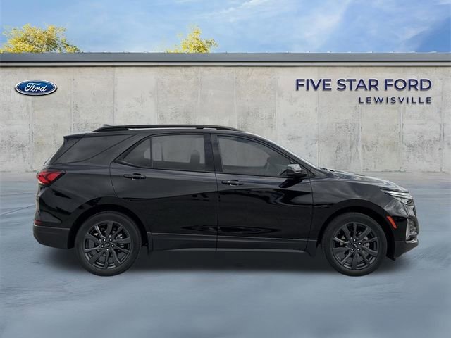Used 2023 Chevrolet Equinox RS FWD image 3
