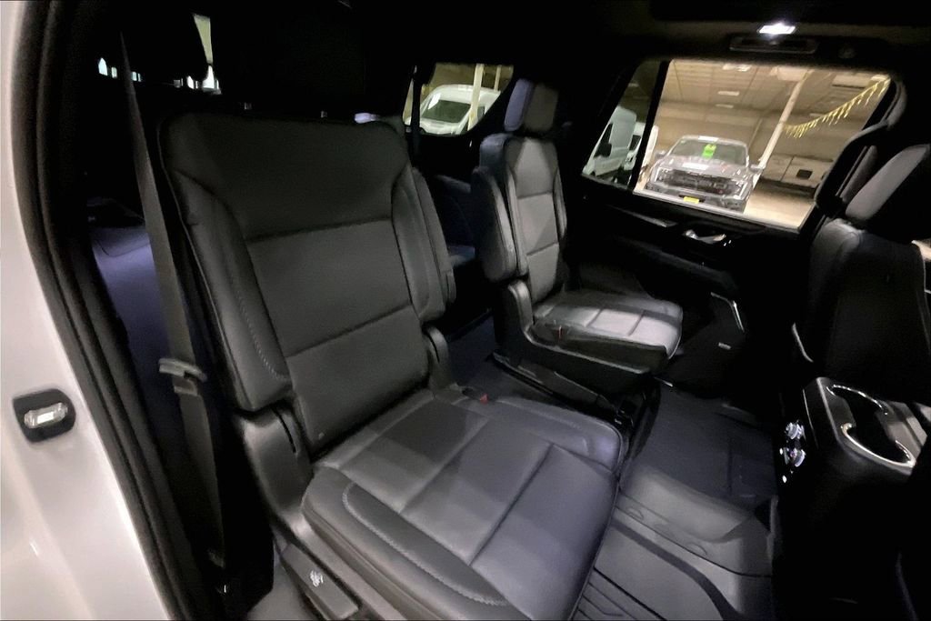 Used 2023 GMC Yukon Denali w/ LPO, Floor Liner Package AWD/4WD image 26