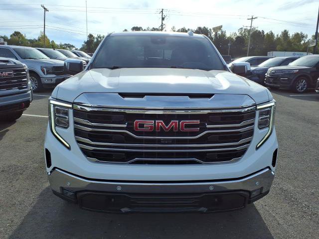 Used 2024 GMC Sierra 1500 SLT w/ SLT Premium Plus Package AWD/4WD image 6