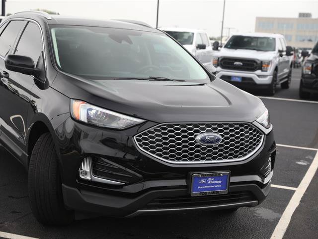 Certified 2024 Ford Edge SEL w/ Convenience Package AWD/4WD image 4