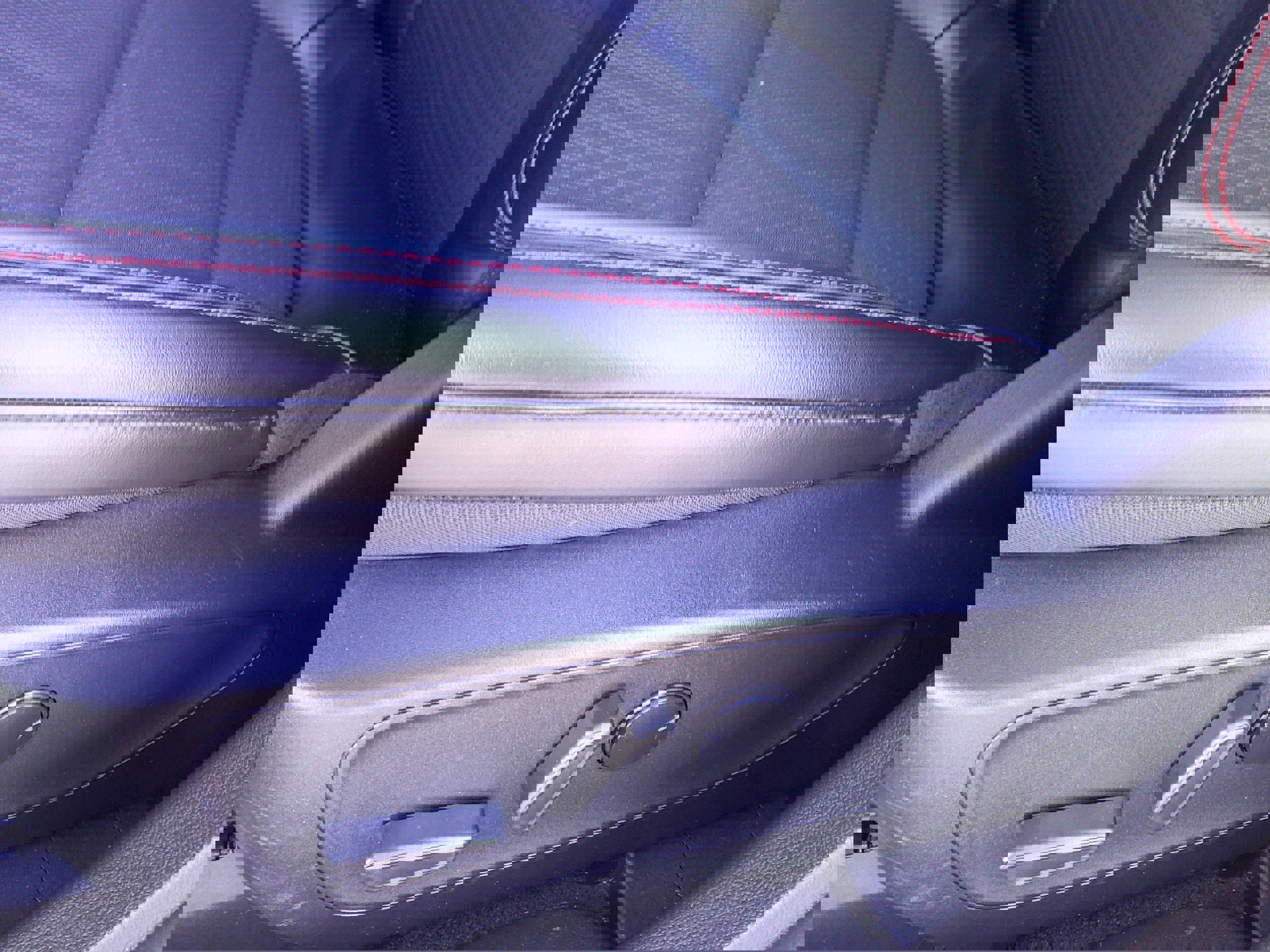 Certified 2023 Ford Escape ST-Line w/ Equipment Group 301A image 9