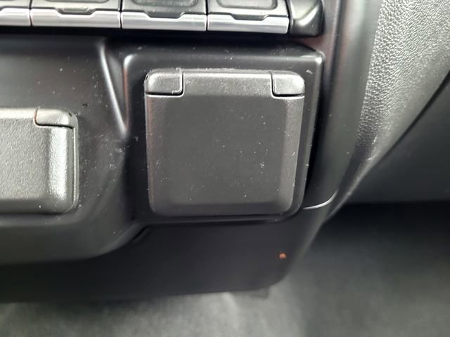 Used 2021 Chevrolet Silverado 1500 Custom image 13