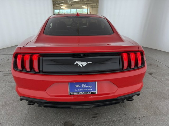 Certified 2022 Ford Mustang Coupe RWD image 4