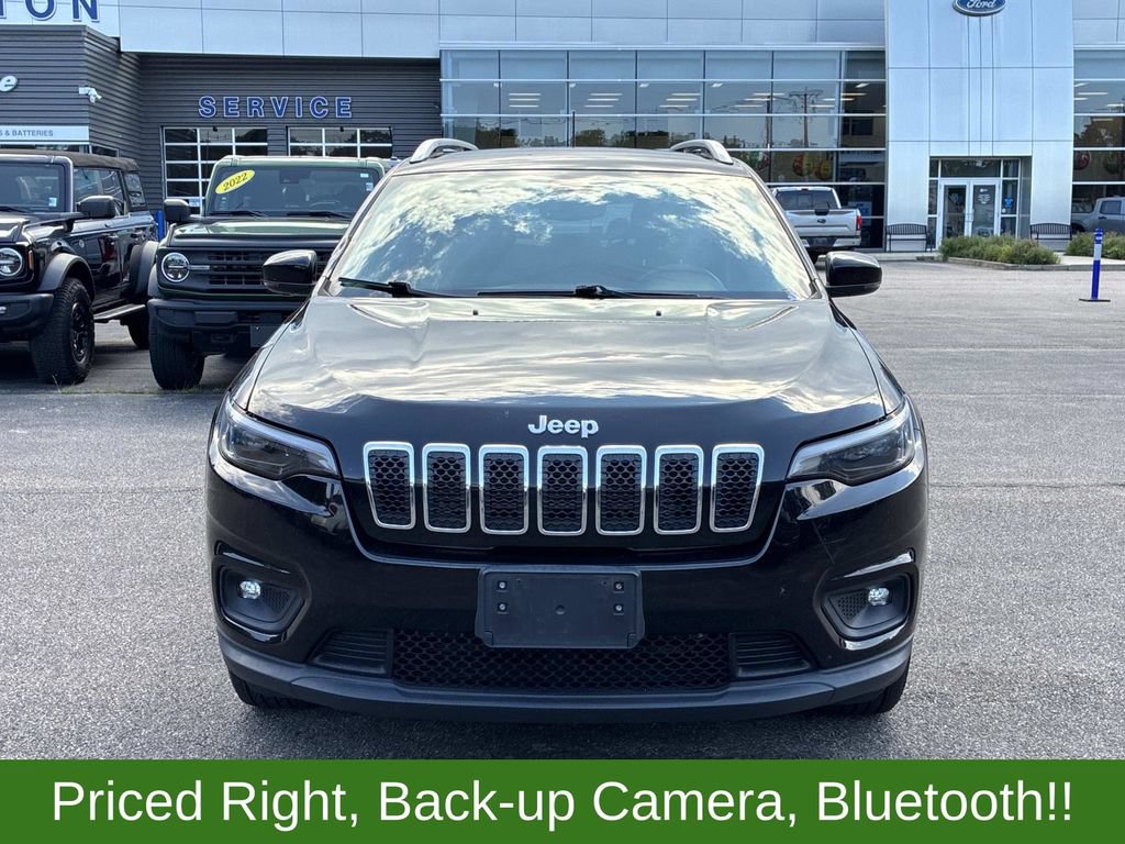 Used 2019 Jeep Cherokee Latitude Plus w/ Comfort/Convenience Group AWD/4WD image 2