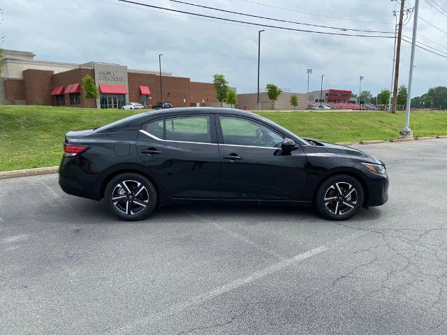 Used 2025 Nissan Sentra SV FWD image 8