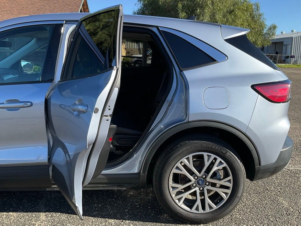 Certified 2022 Ford Escape SEL w/ Technology Package image 35