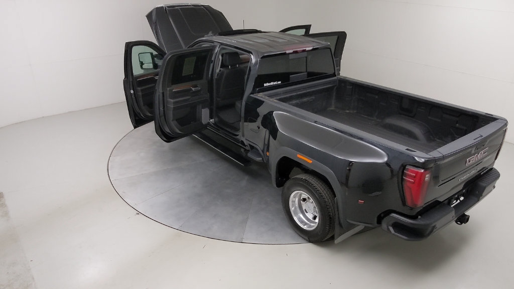 Used 2024 GMC Sierra 3500 Denali w/ Denali Reserve Package AWD/4WD image 55