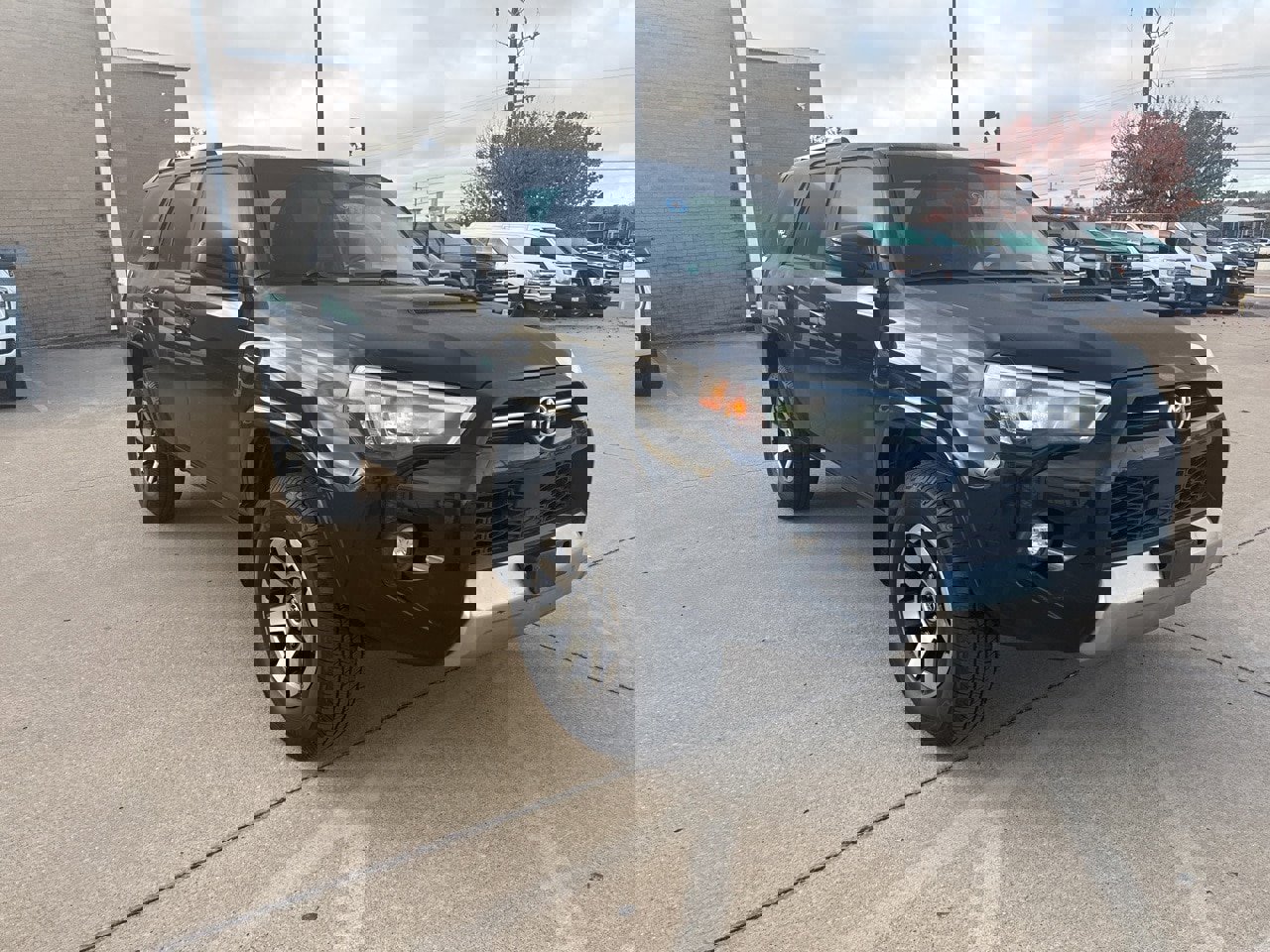 Used 2022 Toyota 4Runner TRD Off-Road image 3