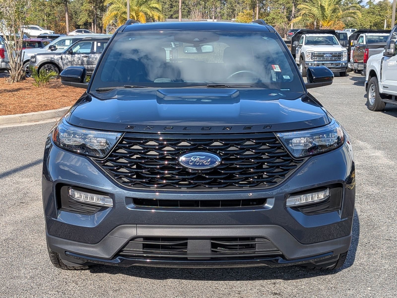 Certified 2023 Ford Explorer ST-Line w/ Class IV Trailer Tow Package image 9