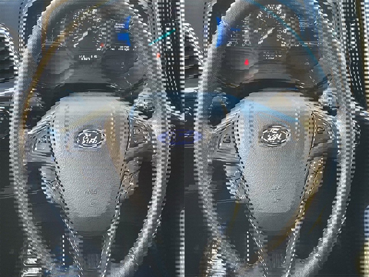 Certified 2022 Ford Edge SEL image 16