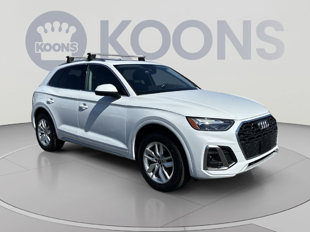 Used 2023 Audi Q5 2.0T Premium w/ Convenience Package AWD/4WD image 2