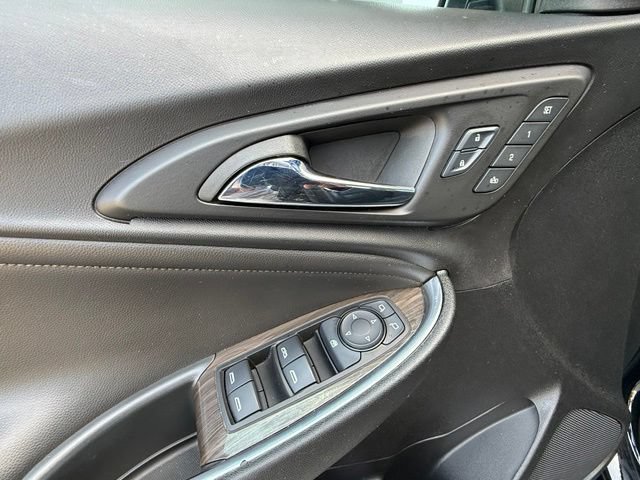 Used 2024 Chevrolet Malibu LT FWD image 13