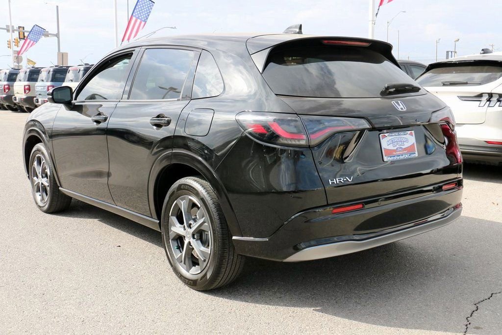 Used 2025 Honda HR-V EX-L image 7