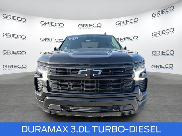 Used 2023 Chevrolet Silverado 1500 RST AWD/4WD image 2