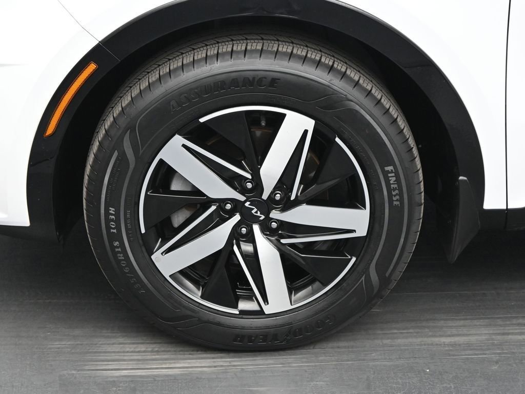 Used 2023 Kia Sorento S w/ Panoramic Sunroof Package image 57