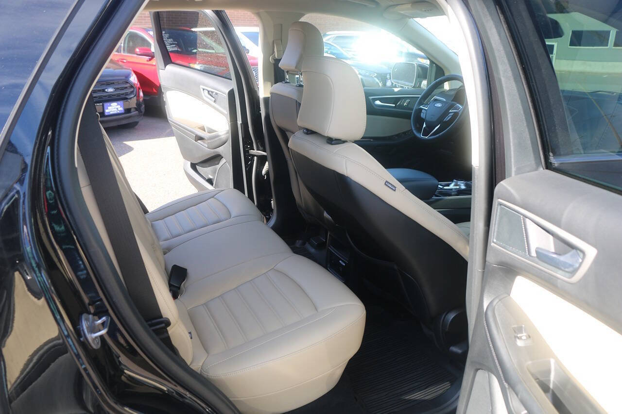 Certified 2024 Ford Edge SEL w/ Convenience Package AWD/4WD image 13
