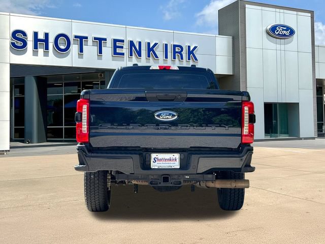 Certified 2025 Ford F250 XL w/ STX Appearance Package AWD/4WD image 8