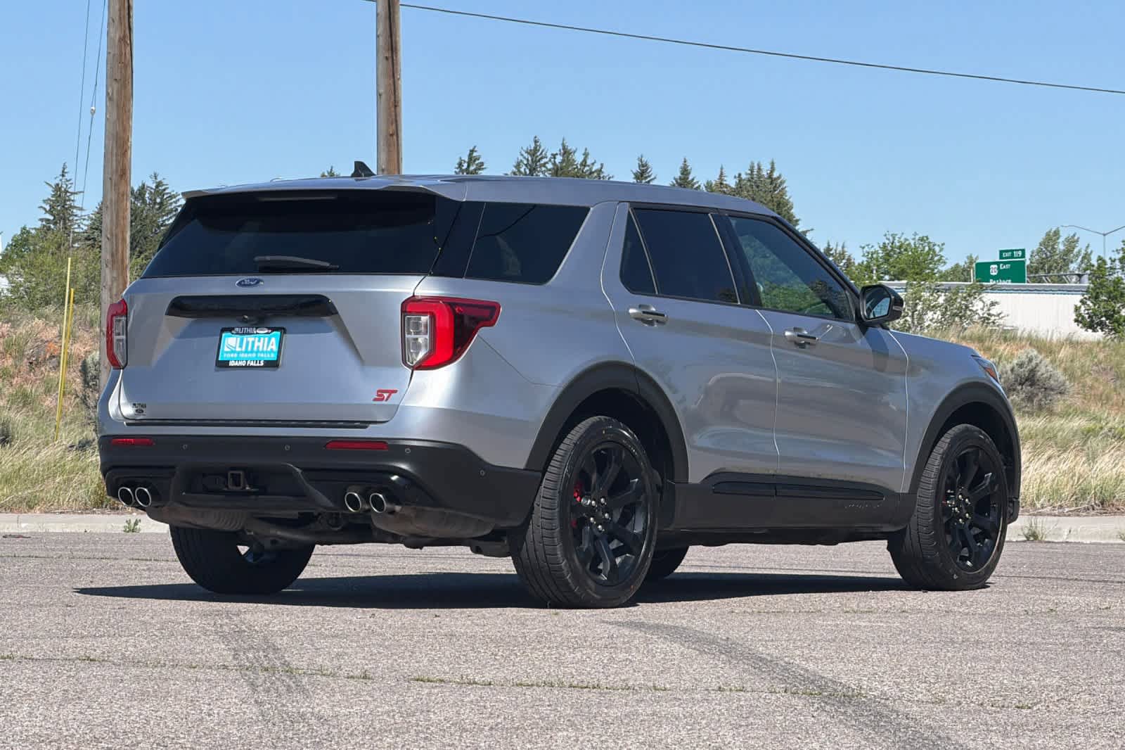 Certified 2021 Ford Explorer ST w/ Equipment Group 401A AWD/4WD image 2