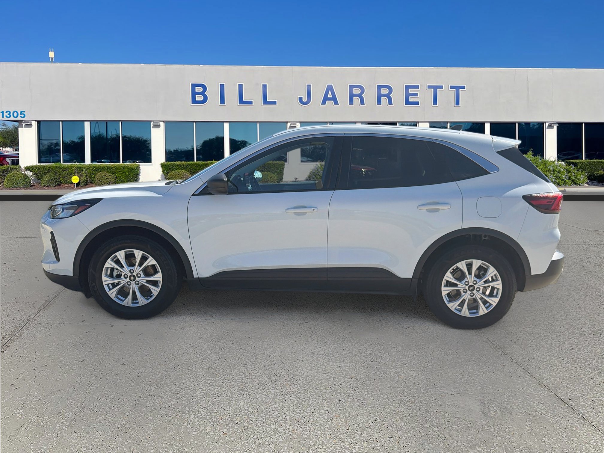 Certified 2023 Ford Escape Active FWD image 4