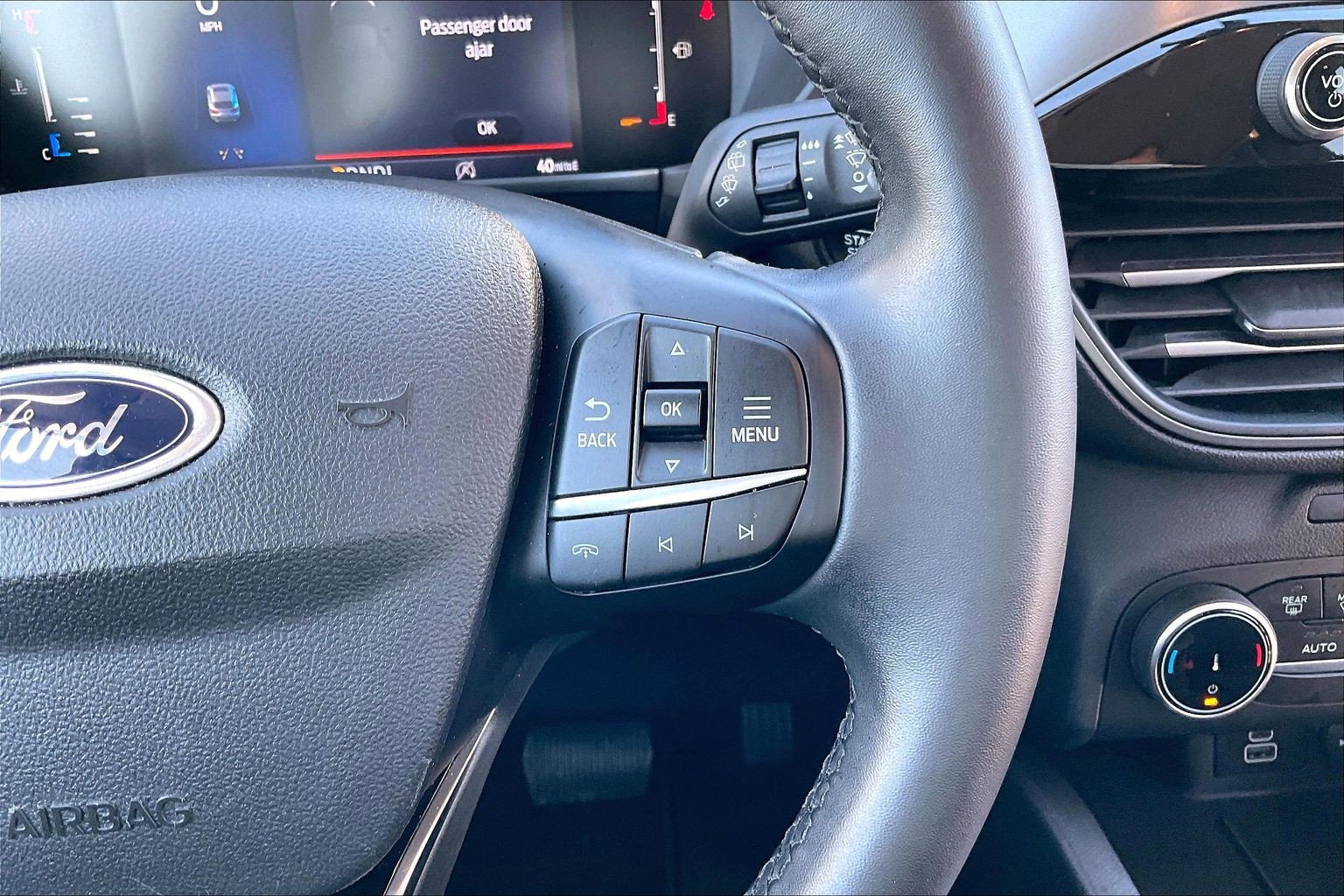 Certified 2024 Ford Escape Active FWD image 17