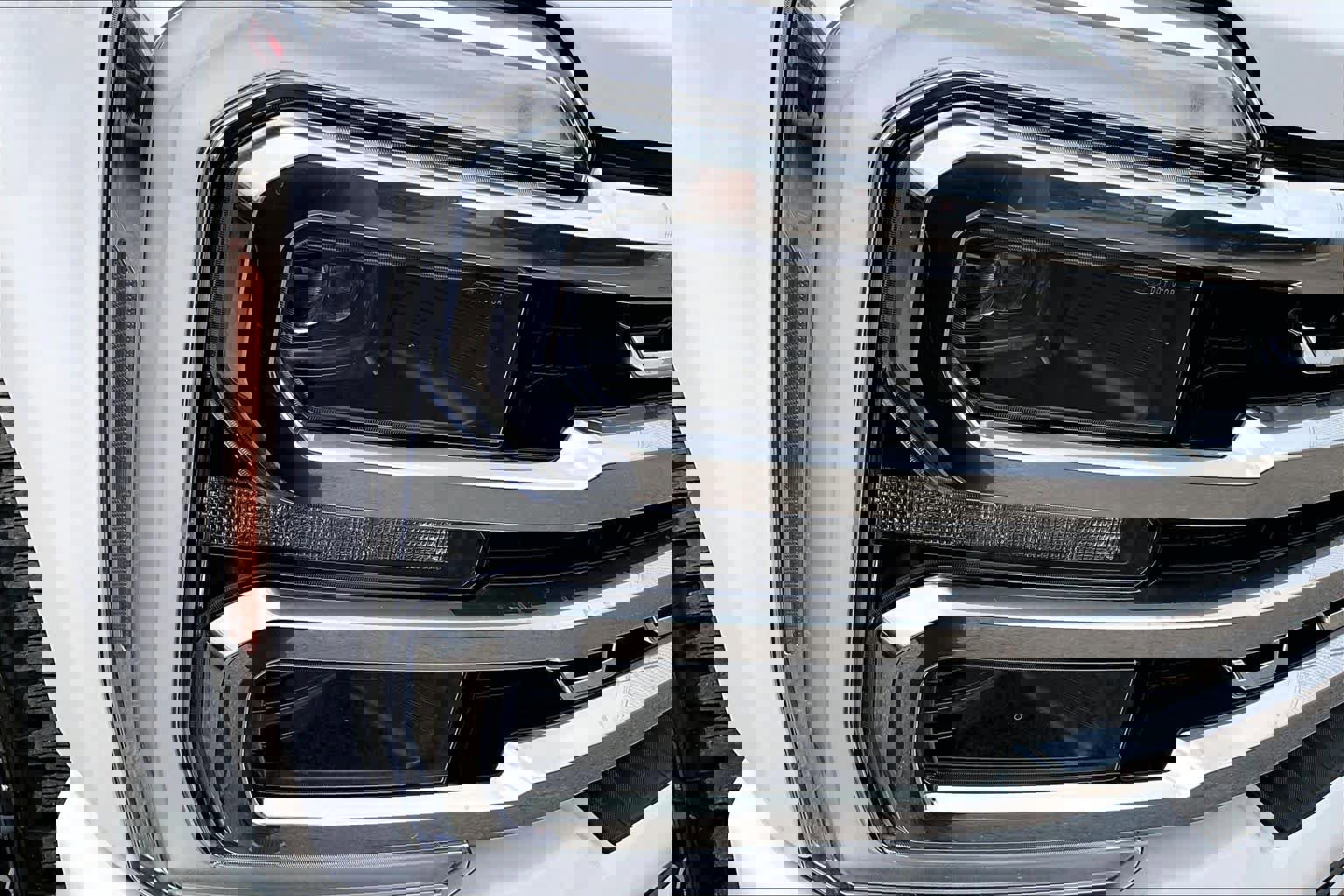 Certified 2024 Ford F350 Platinum image 28