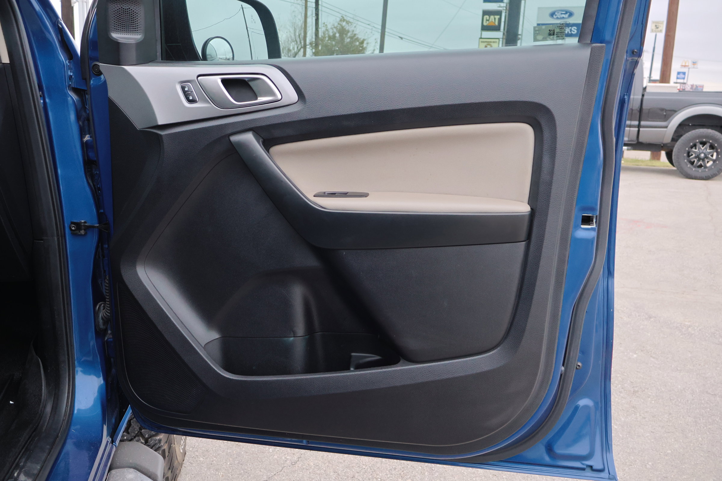 Certified 2020 Ford Ranger XLT w/ Equipment Group 302A Luxury image 38