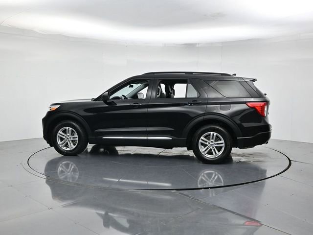 Certified 2021 Ford Explorer XLT w/ Equipment Group 202A AWD/4WD image 7