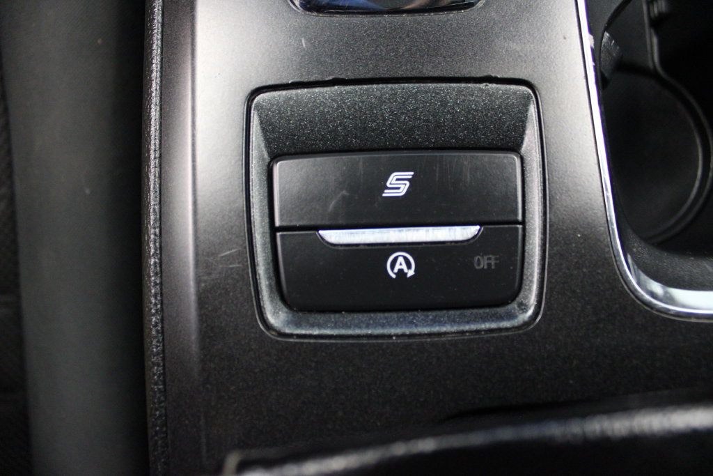 Certified 2020 Ford Fusion SE FWD image 30