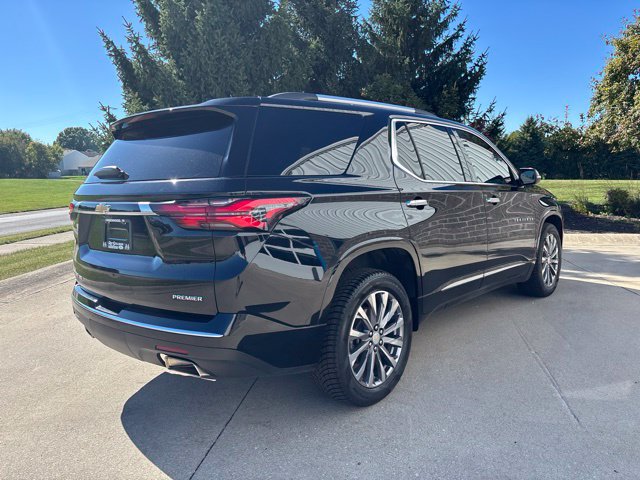 Used 2023 Chevrolet Traverse Premier AWD/4WD image 8