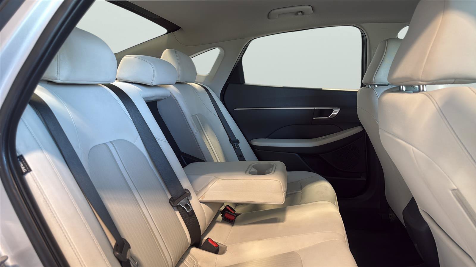 Used 2023 Hyundai Sonata SEL FWD image 17