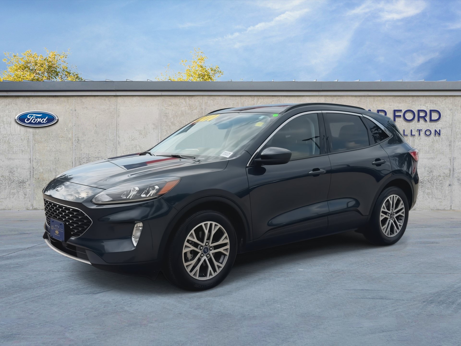 Certified 2022 Ford Escape SEL FWD image 4