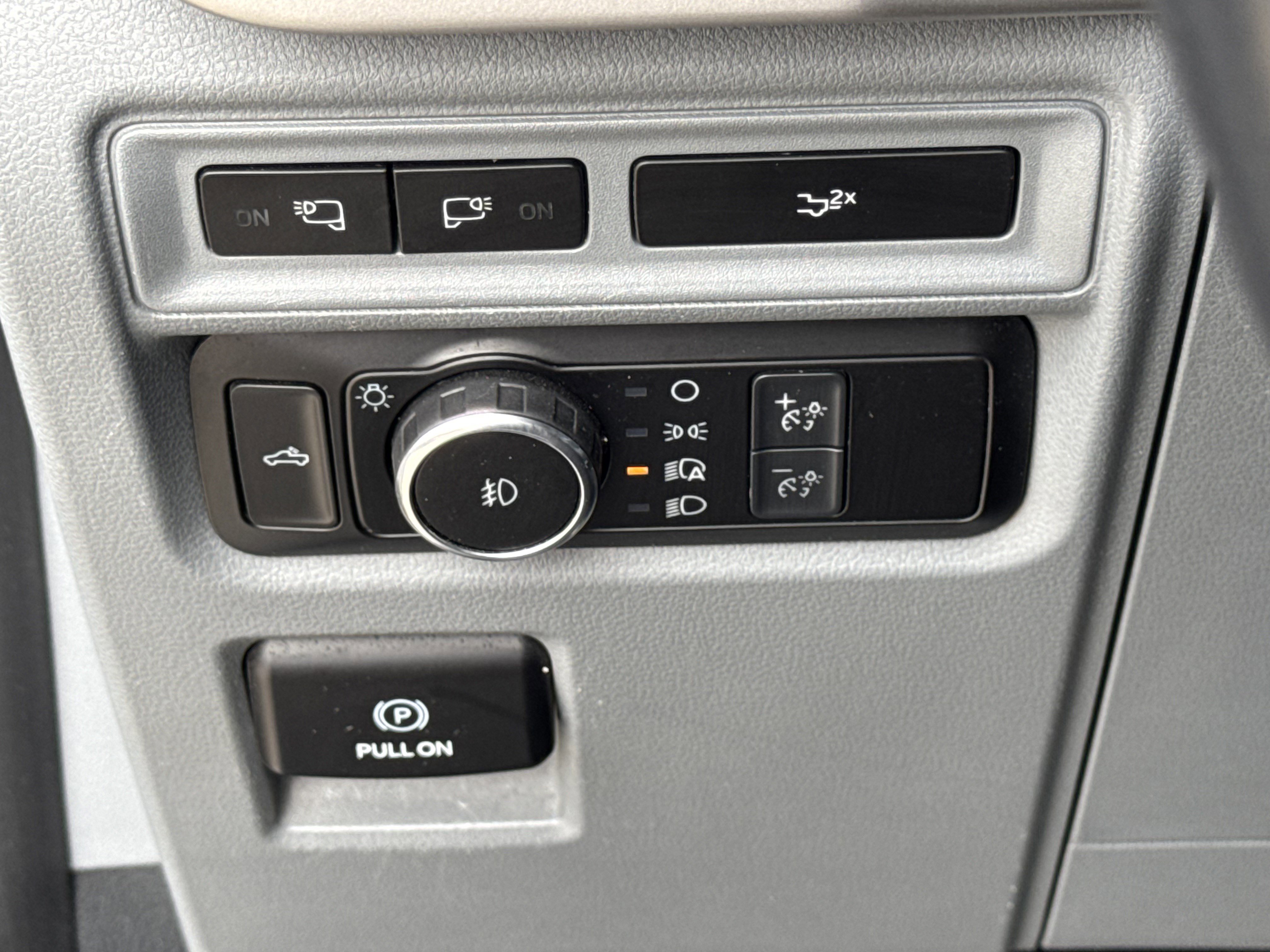 Certified 2022 Ford F150 XLT w/ Equipment Group 302A High image 23