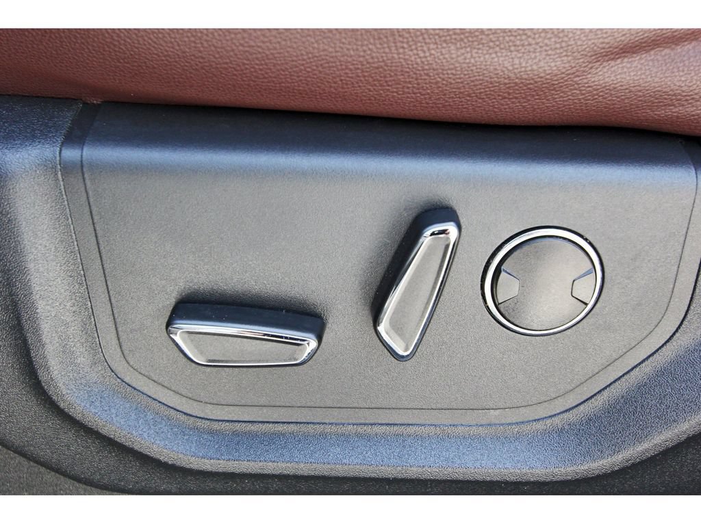 Certified 2022 Ford Expedition Max Limited RWD image 30