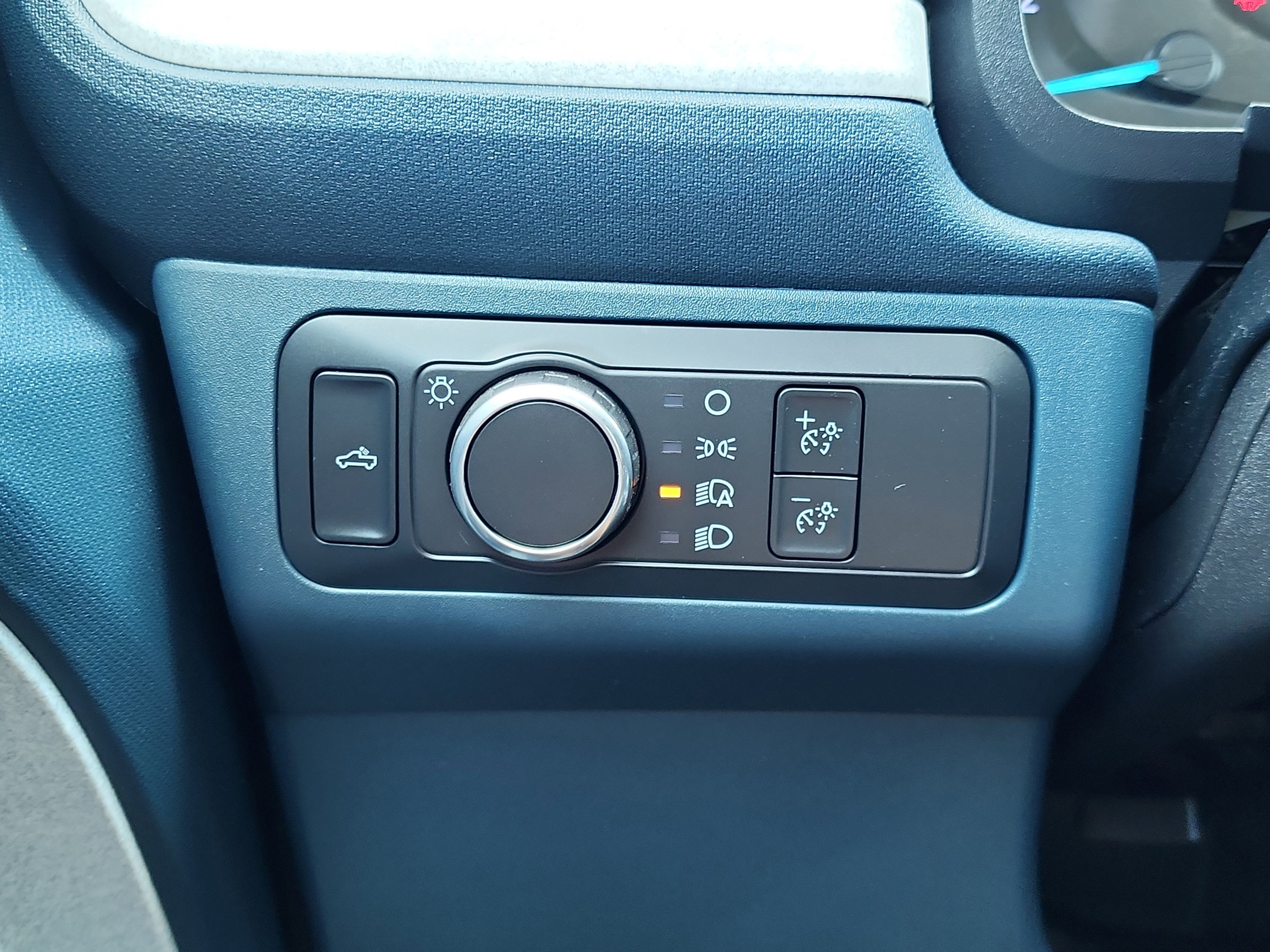 Certified 2022 Ford Maverick XLT w/ Equipment Group 300A Standard image 26