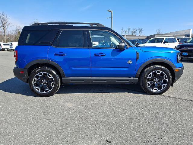 Certified 2025 Ford Bronco Sport Outer Banks w/ Outer Banks Tech Package+ AWD/4WD image 5