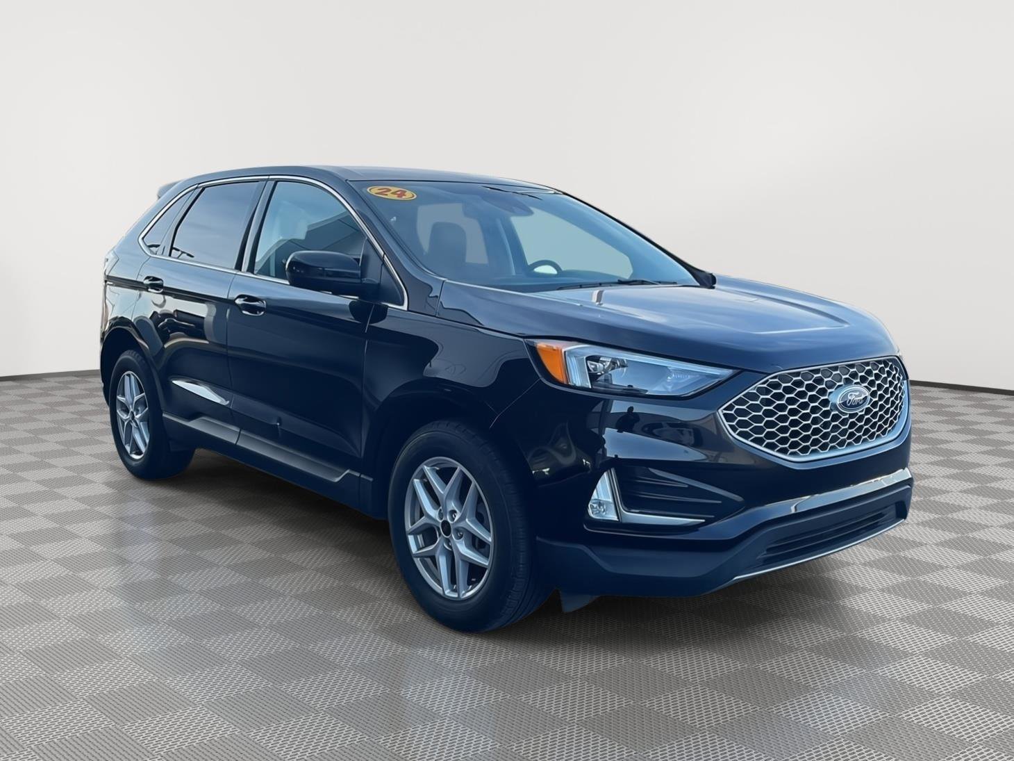 Certified 2024 Ford Edge SEL w/ Convenience Package image 7