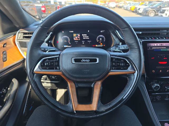 Used 2023 Jeep Grand Cherokee L Summit AWD/4WD image 27