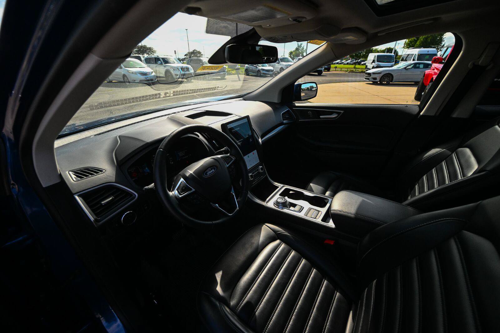 Certified 2024 Ford Edge SEL w/ Convenience Package AWD/4WD image 19