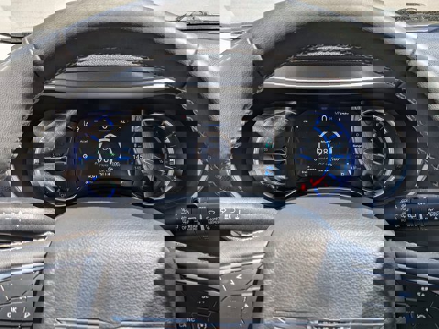 Used 2023 Chrysler Pacifica Touring-L image 21