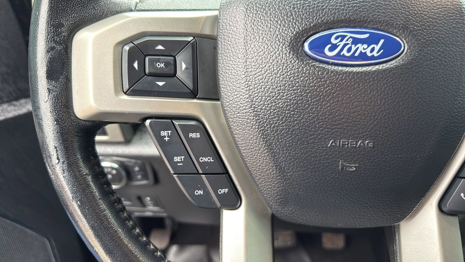 Certified 2021 Ford F350 Lariat w/ Lariat Ultimate Package AWD/4WD image 13