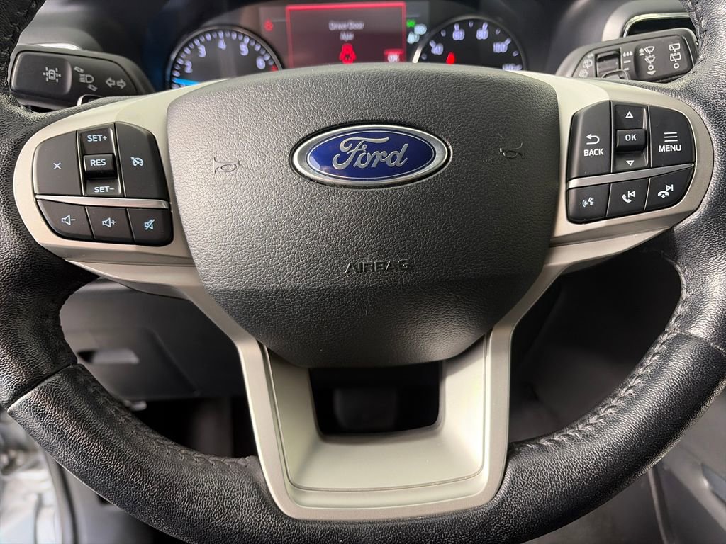 Certified 2021 Ford Explorer XLT w/ Equipment Group 202A AWD/4WD image 16