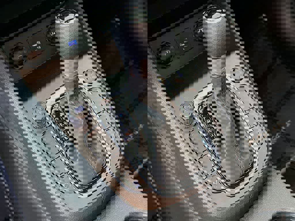 Used 2022 Hyundai Kona SEL w/ Cargo Package image 21