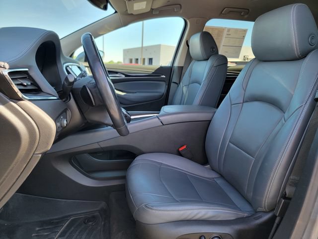 Used 2020 Buick Enclave Essence FWD image 19