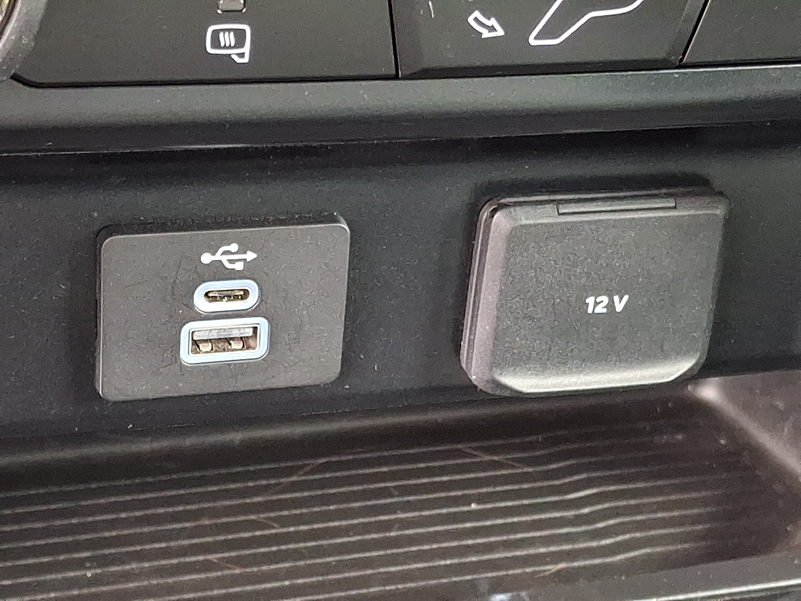 Certified 2025 Ford F250 XLT AWD/4WD image 25