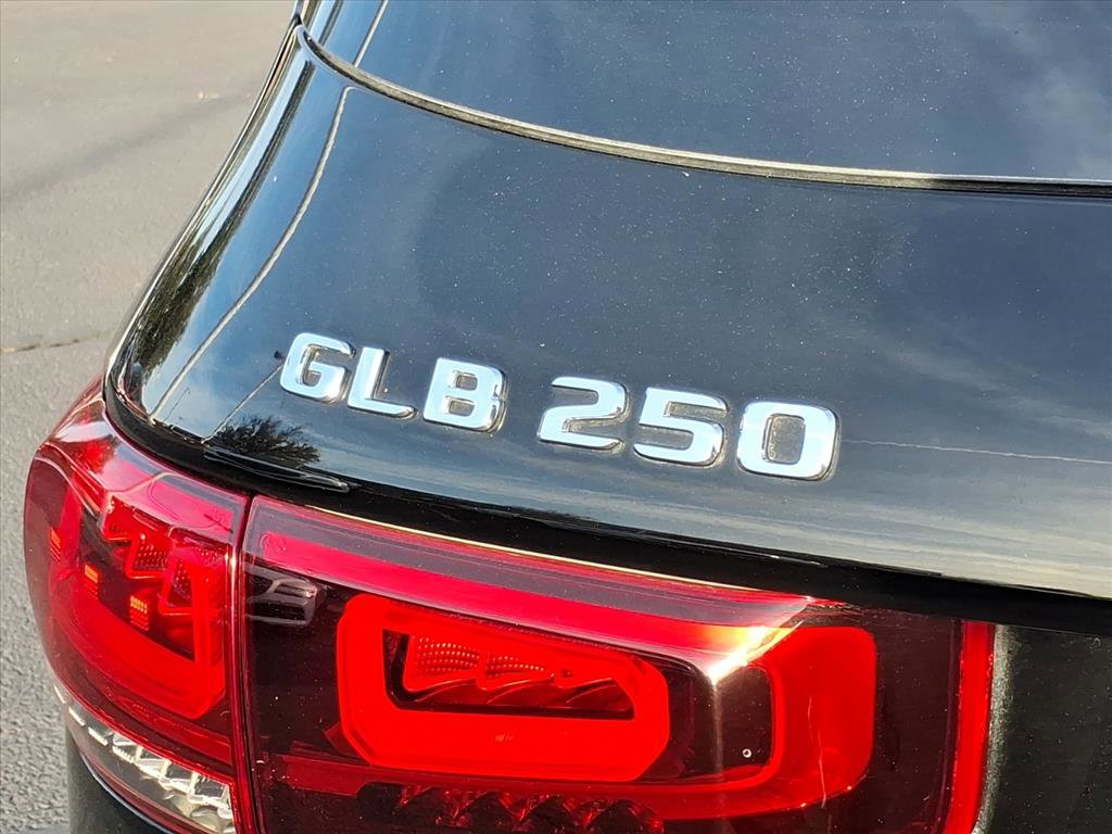 Used 2020 Mercedes-Benz GLB 250 image 8